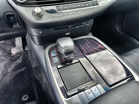 Used 2018 Lexus LS 500 image 27