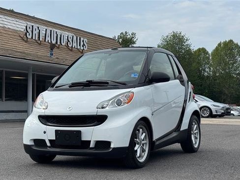 Used 2008 smart fortwo passion RWD image 2