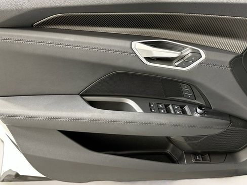 Used 2022 Audi e-tron GT Premium Plus w/ Performance Package image 21