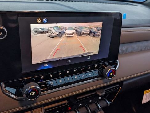 New 2026 Chevrolet Colorado ZR2 AWD/4WD image 11