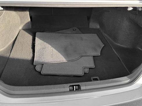 Used 2024 Toyota Camry SE image 8