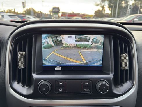 Used 2022 Chevrolet Colorado LT w/ Fleet Safety Package image 29