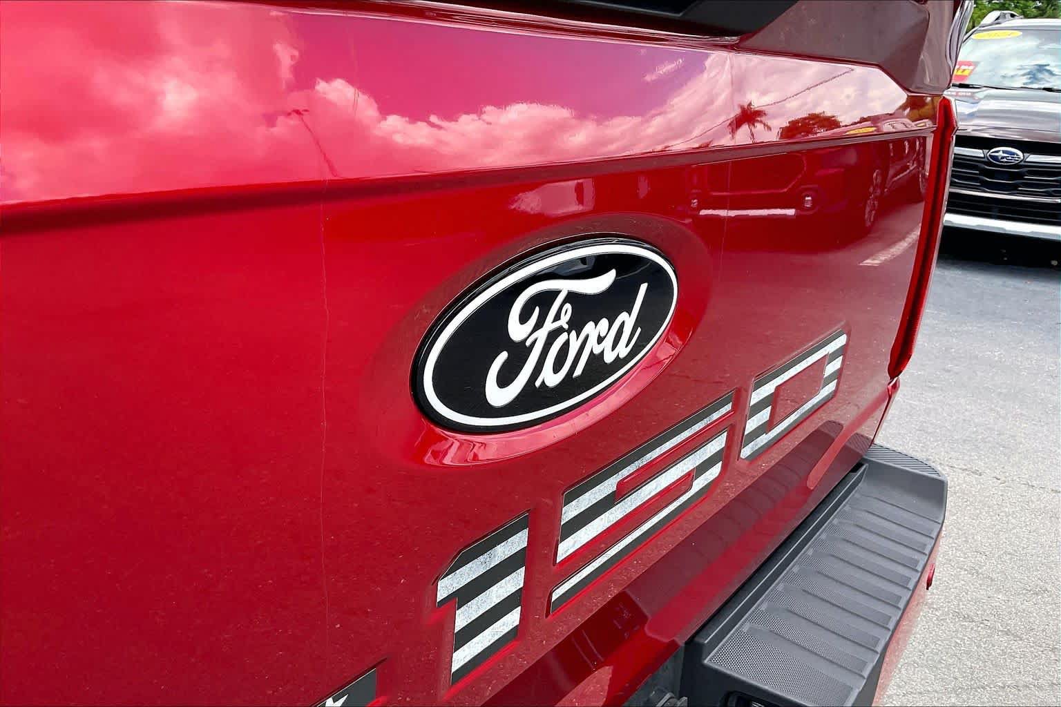Used 2025 Ford F150 STX w/ STX Black Appearance Package RWD image 9