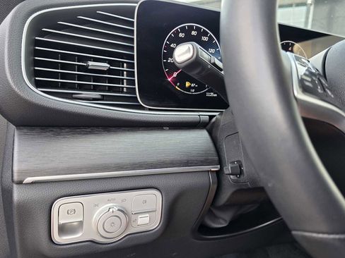 Used 2025 Mercedes-Benz GLE 350 4MATIC image 21