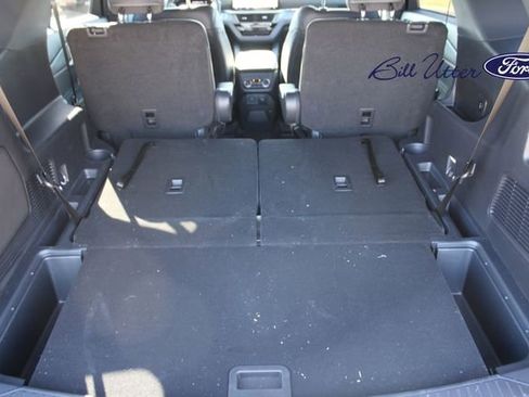 Used 2025 Ford Explorer ST-Line w/ Premium Package image 10