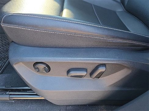 Used 2023 Volkswagen Atlas SE image 15