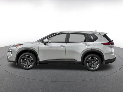 Used 2025 Nissan Rogue SV FWD image 3