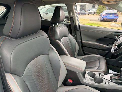 Used 2024 Subaru Crosstrek 2.5i Limited w/ Crosstrek Mirror Package image 13