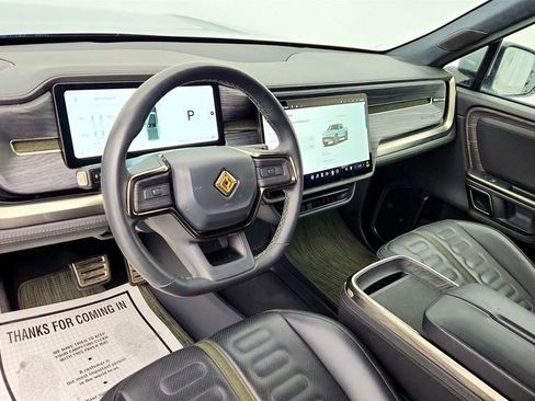 Used 2023 Rivian R1T Adventure image 13
