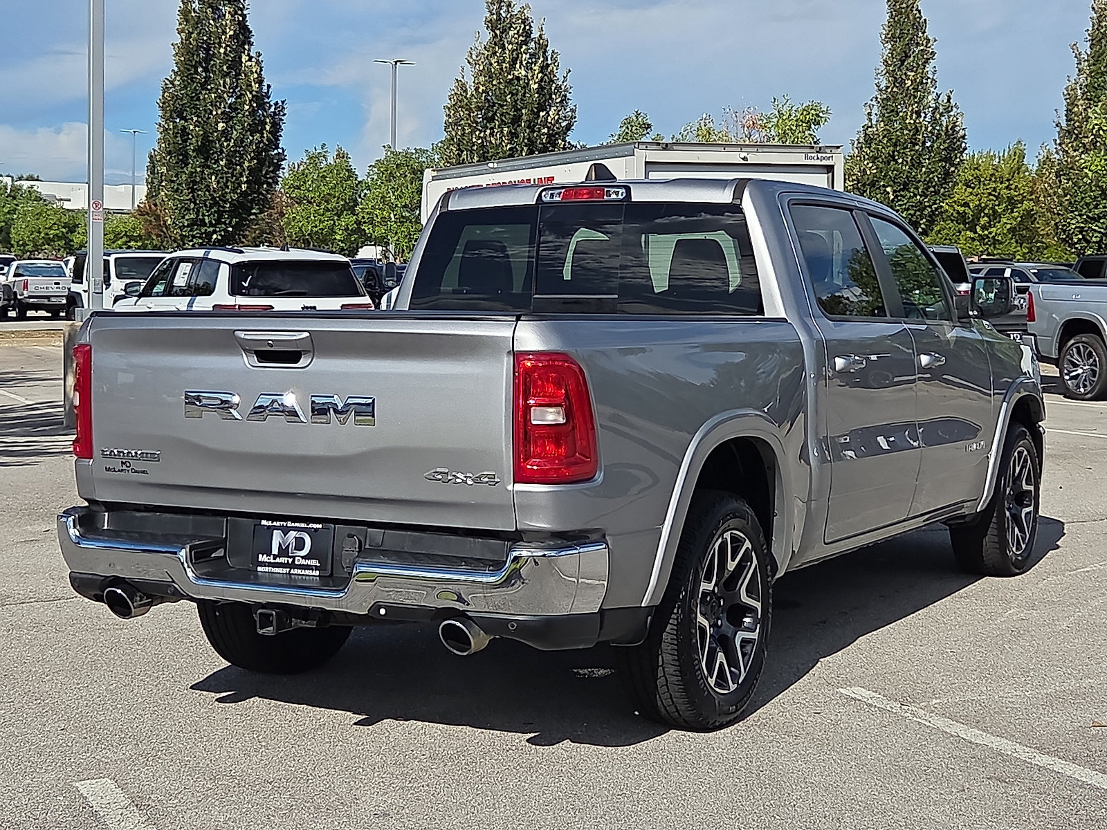 Used 2025 RAM 1500 Laramie AWD/4WD image 5
