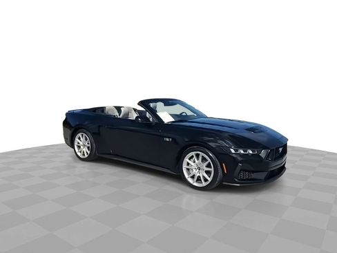 Used 2024 Ford Mustang GT Premium image 9