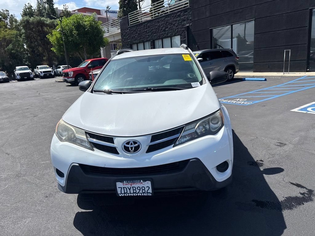 Used 2013 Toyota RAV4 LE AWD/4WD image 8