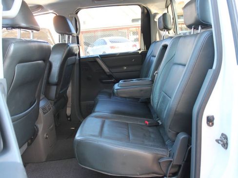 Used 2005 Nissan Titan LE w/ (R02) LE Off-Road Pkg image 22