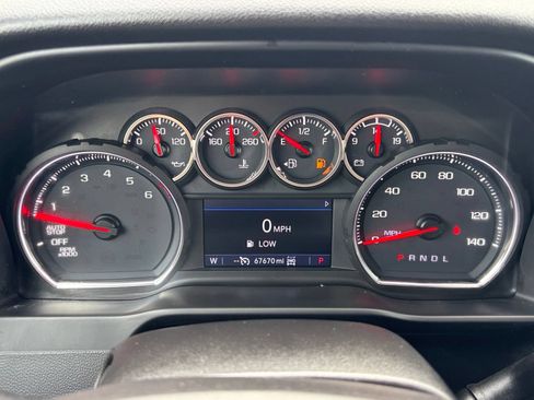 Used 2020 Chevrolet Silverado 1500 LT AWD/4WD image 21