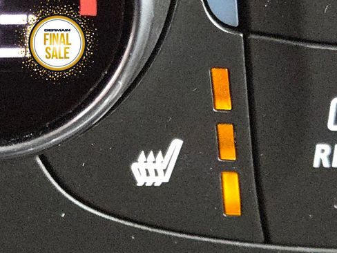 Used 2020 Chevrolet Traverse LT image 29