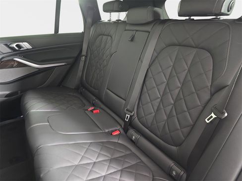 New 2026 BMW X5 xDrive40i w/ M Sport Package image 14