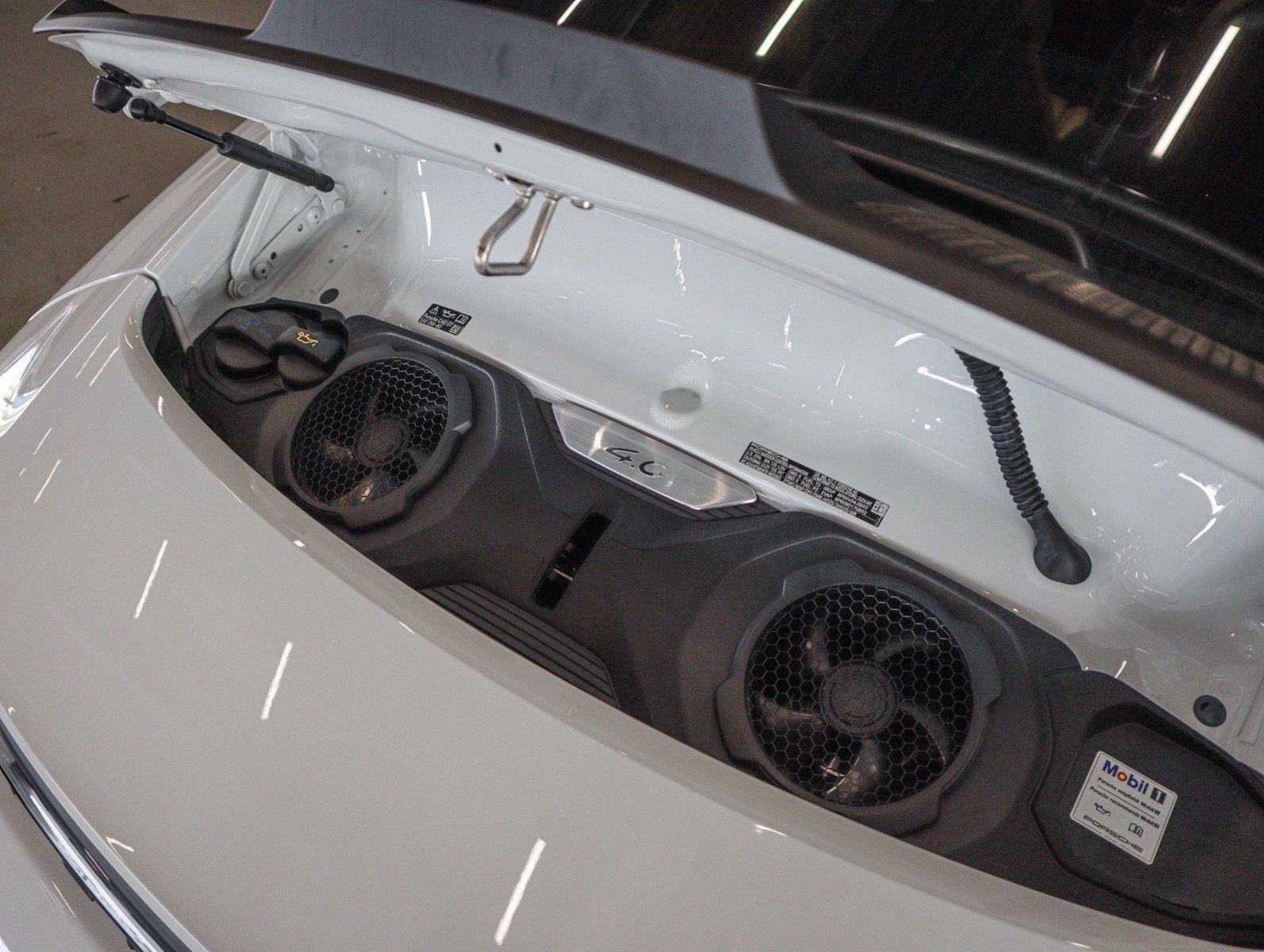 Certified 2024 Porsche 911 GT3 RWD image 29
