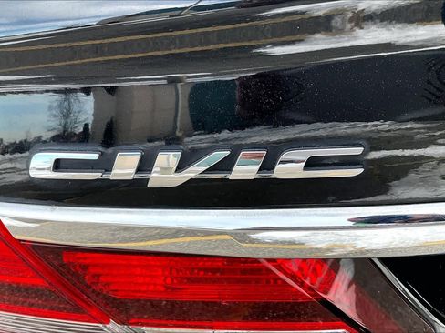 Used 2014 Honda Civic LX image 30