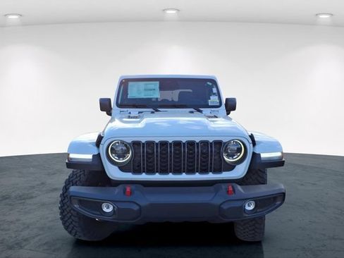 New 2026 Jeep Gladiator Rubicon w/ Steel Power Dome Hood Package AWD/4WD image 4