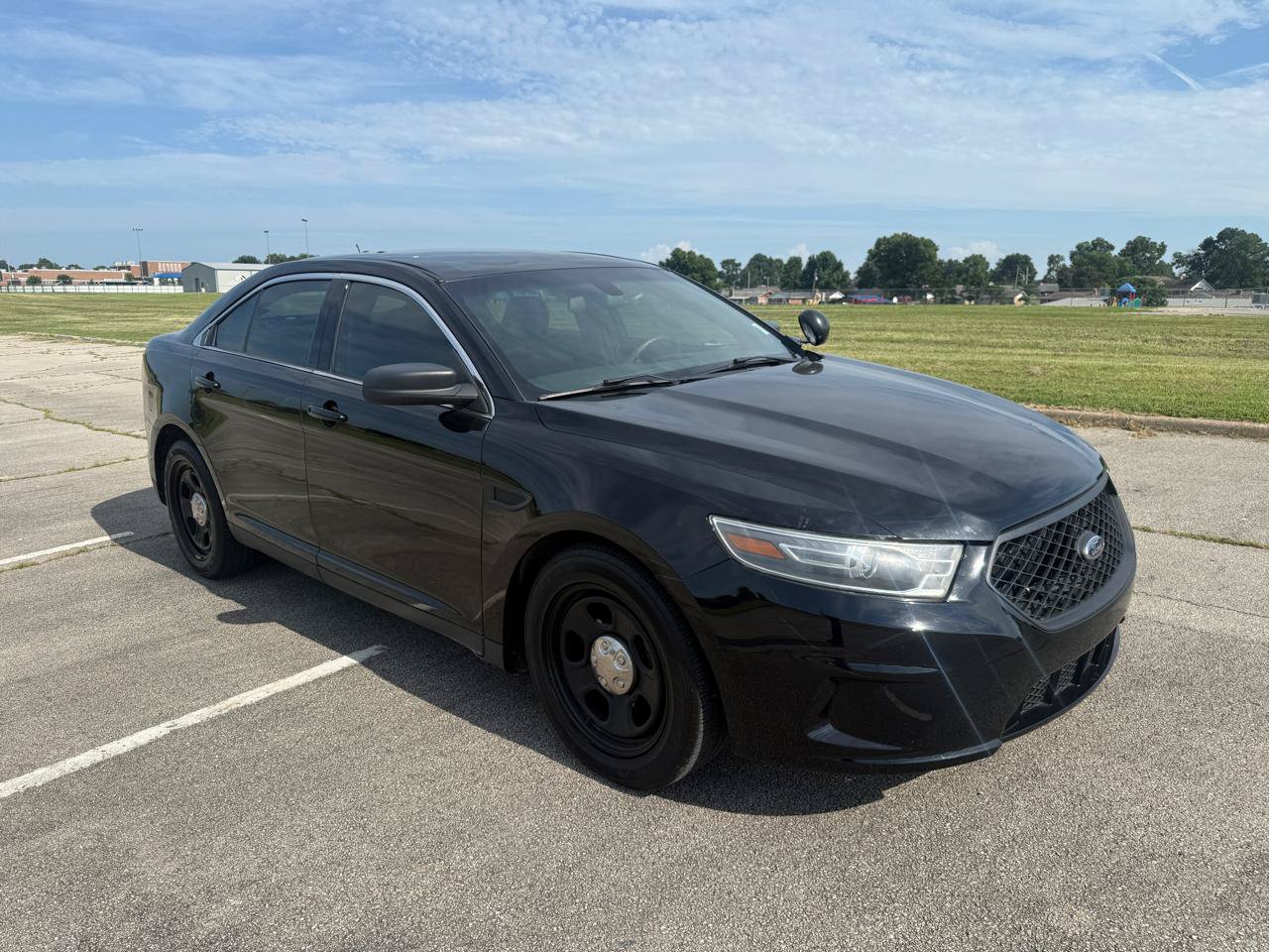 Used 2017 Ford Taurus Police Interceptor FWD image 2