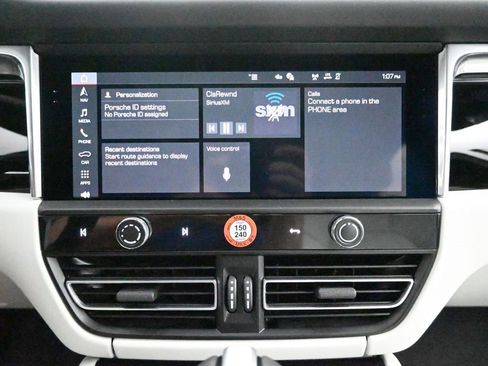 New 2025 Porsche Macan image 26