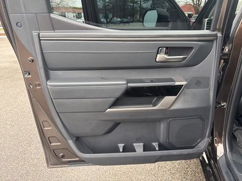 Used 2023 Toyota Tundra Limited image 24