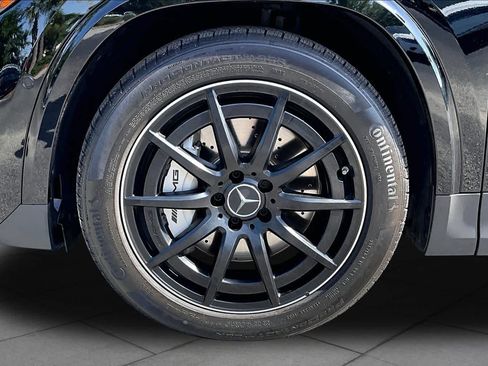 Certified 2025 Mercedes-Benz GLA 35 AMG 4MATIC image 18