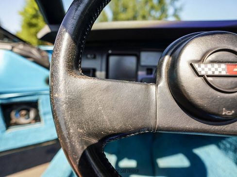 Used 1988 Chevrolet Corvette Convertible RWD image 29