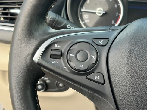 Used 2019 Buick Regal Essence w/ Driver Confidence Package I FWD image 22