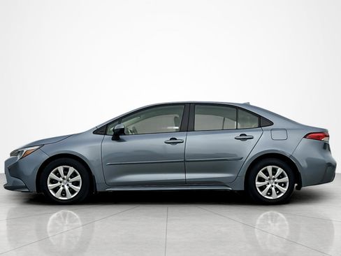 Certified 2023 Toyota Corolla LE image 2