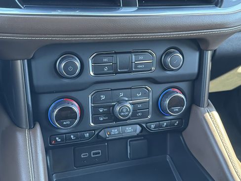 Used 2024 Chevrolet Tahoe High Country w/ Premium Package image 6