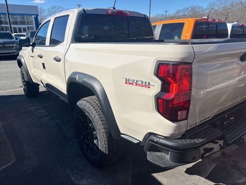 New 2026 Chevrolet Colorado Trail Boss AWD/4WD image 5