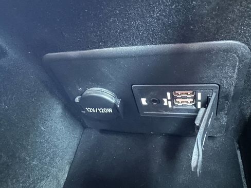 Used 2015 Lexus LS 460 AWD image 35