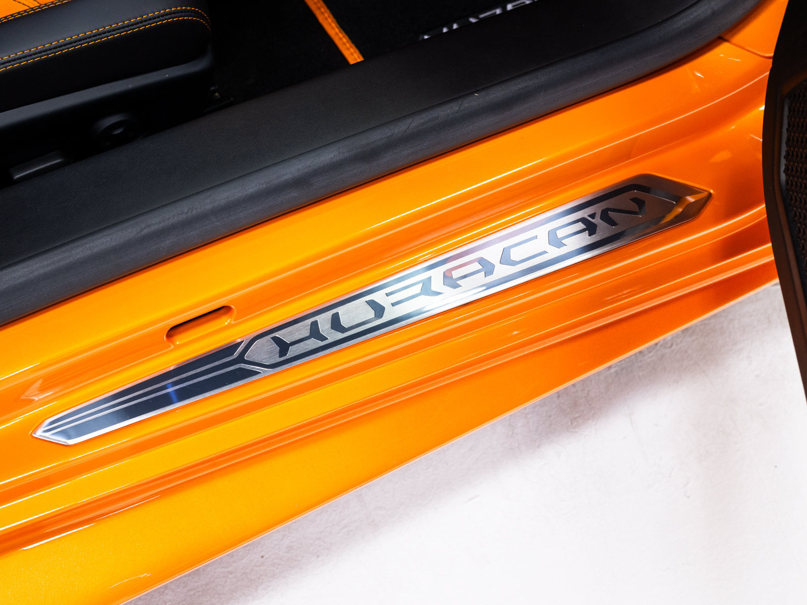 Used 2016 Lamborghini Huracan LP 610-4 AWD/4WD image 72