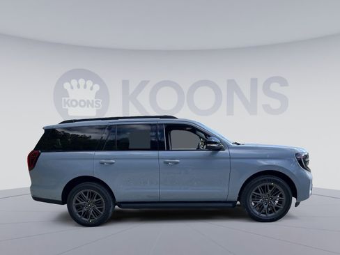 New 2026 Ford Expedition Platinum AWD/4WD image 8