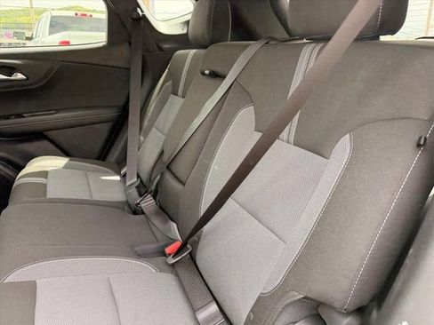 Used 2025 Chevrolet Blazer LT AWD/4WD image 14