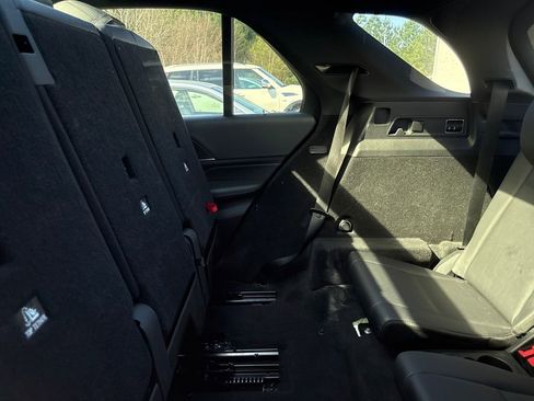 Used 2022 Mercedes-Benz GLE 350 4MATIC w/ 3rd Row Seat Package image 19