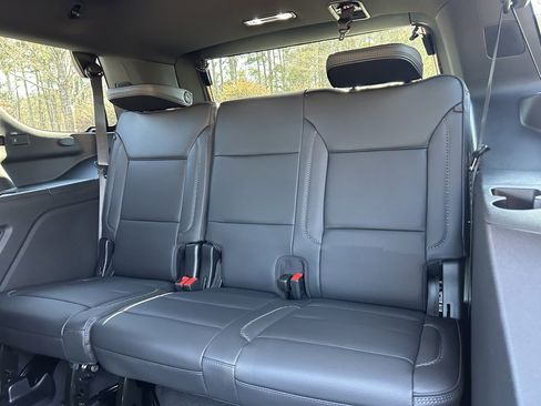 New 2026 GMC Yukon Denali w/ Sun & Power Step Package image 42