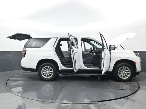Used 2023 Chevrolet Tahoe LS AWD/4WD image 33