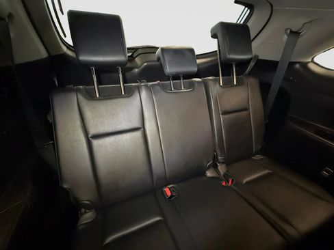Used 2019 Toyota Highlander XLE AWD/4WD image 20