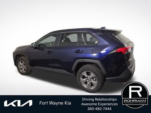 Used 2025 Toyota RAV4 XLE AWD/4WD image 10