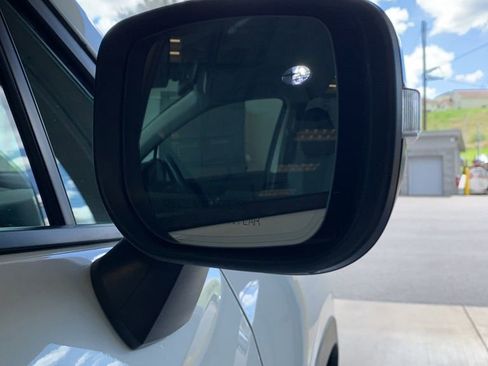 Used 2023 Subaru Ascent Onyx Edition image 15