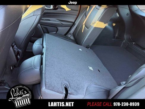 New 2026 Jeep Compass Limited image 12