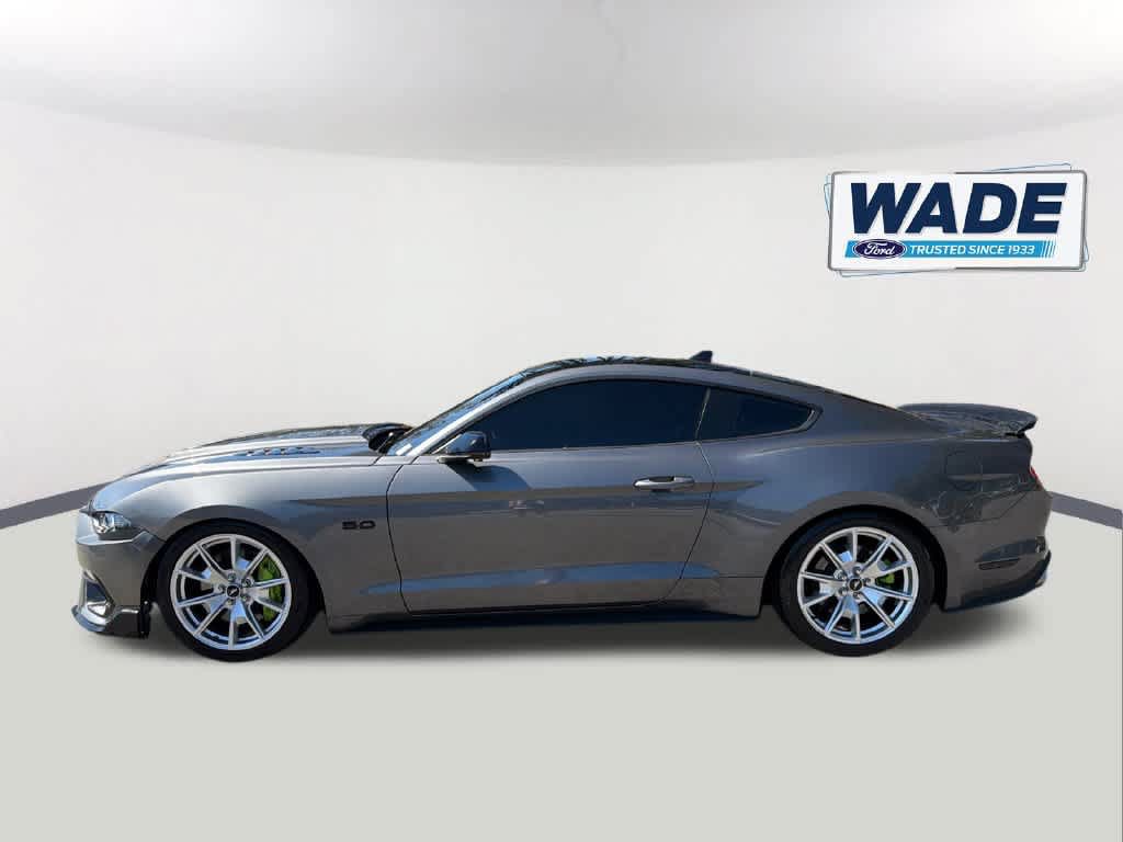Used 2022 Ford Mustang GT Premium w/ Equipment Group 401A RWD image 8