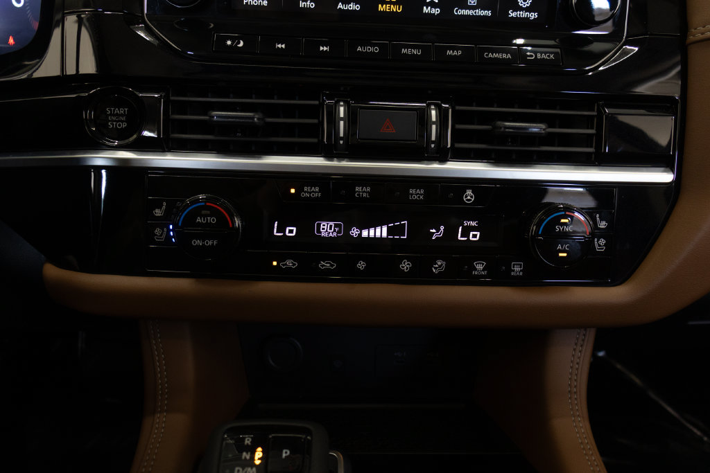 Used 2025 Nissan Pathfinder Platinum w/ Cargo Package FWD image 35