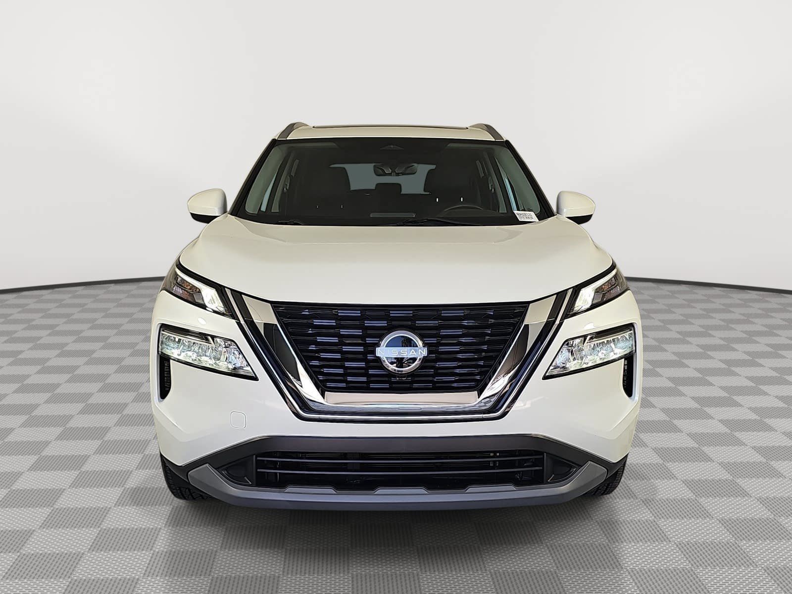 Used 2023 Nissan Rogue SV w/ SV Premium B Package FWD image 3
