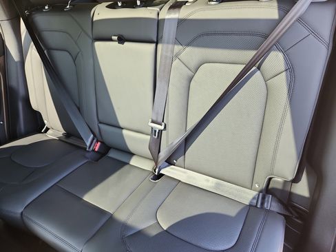 New 2025 Land Rover Defender 110 S image 23