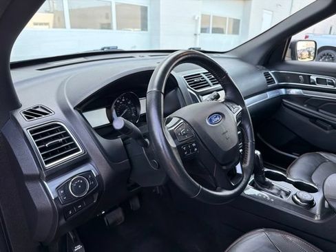 Used 2019 Ford Explorer Sport w/ Equipment Group 401A AWD/4WD image 16