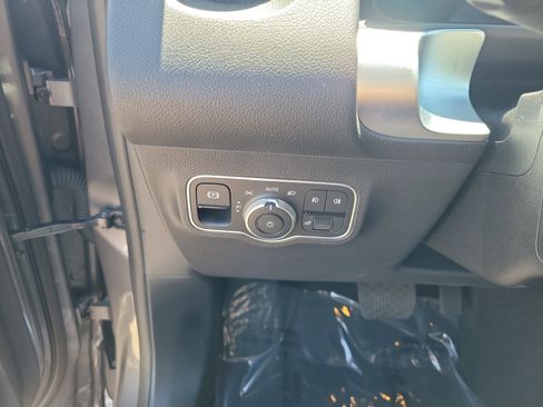 Certified 2026 Mercedes-Benz GLB 250 image 30