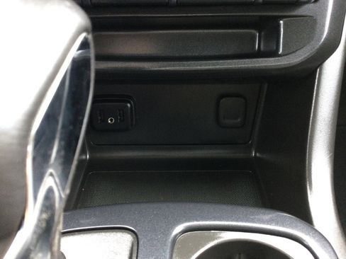 Used 2022 GMC Canyon Elevation Standard w/ Convenience Package image 20